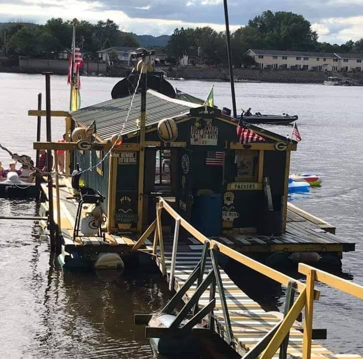 Dennis Myers' Packers' boat house